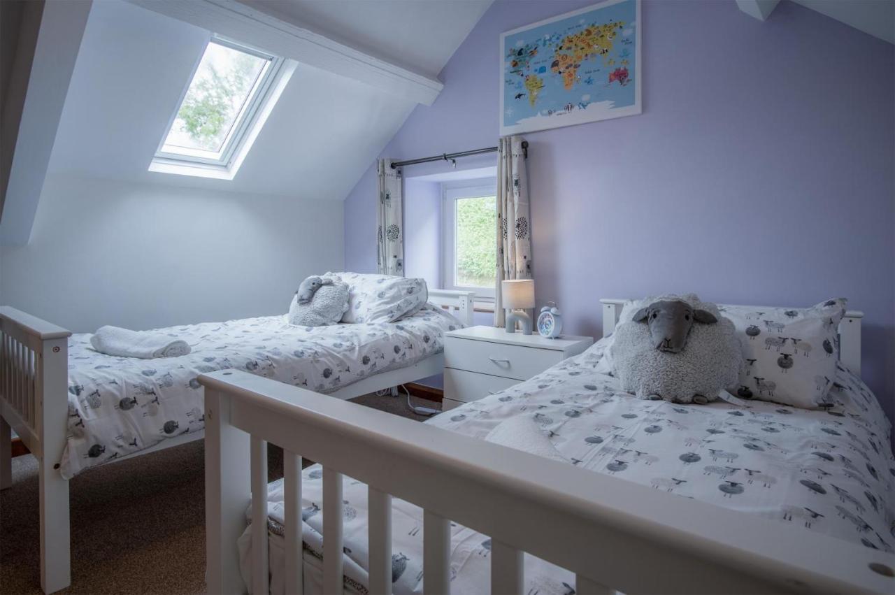 Tucking Mill - 3 Bedroom Holiday Home - Stepaside Stepaside  Екстер'єр фото