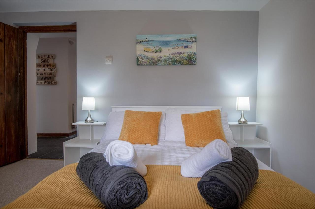 Tucking Mill - 3 Bedroom Holiday Home - Stepaside Stepaside  Екстер'єр фото
