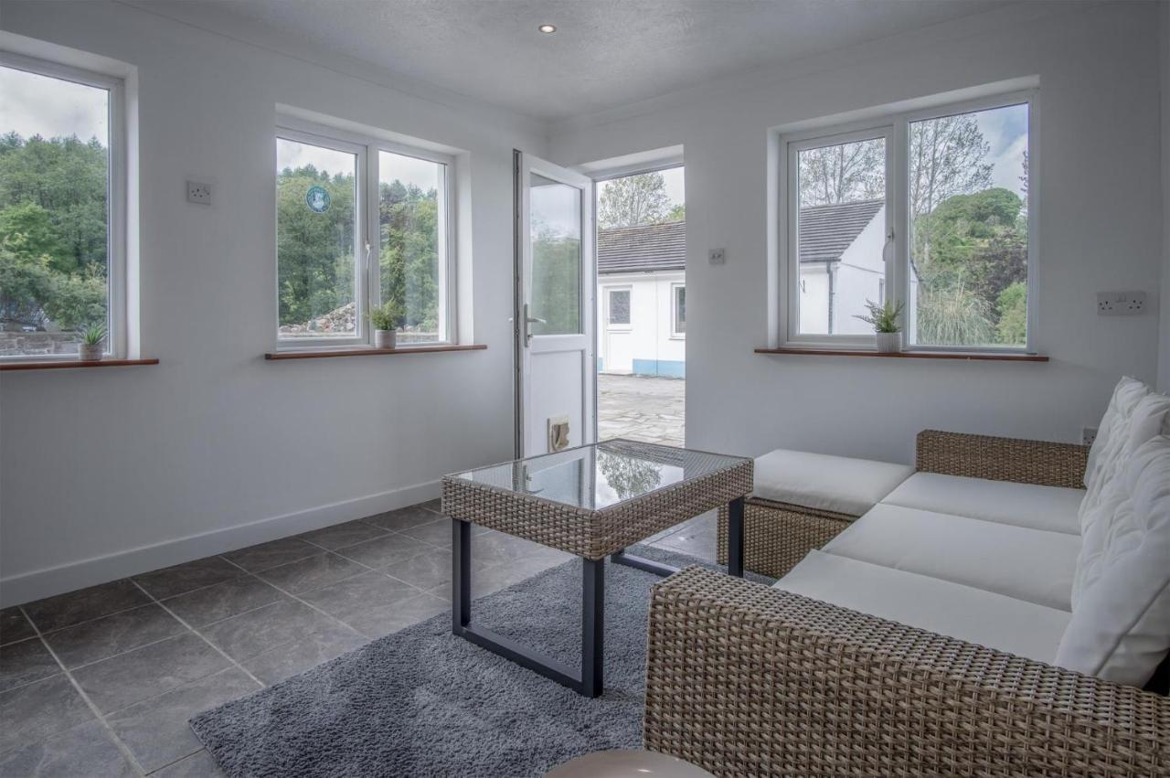 Tucking Mill - 3 Bedroom Holiday Home - Stepaside Stepaside  Екстер'єр фото